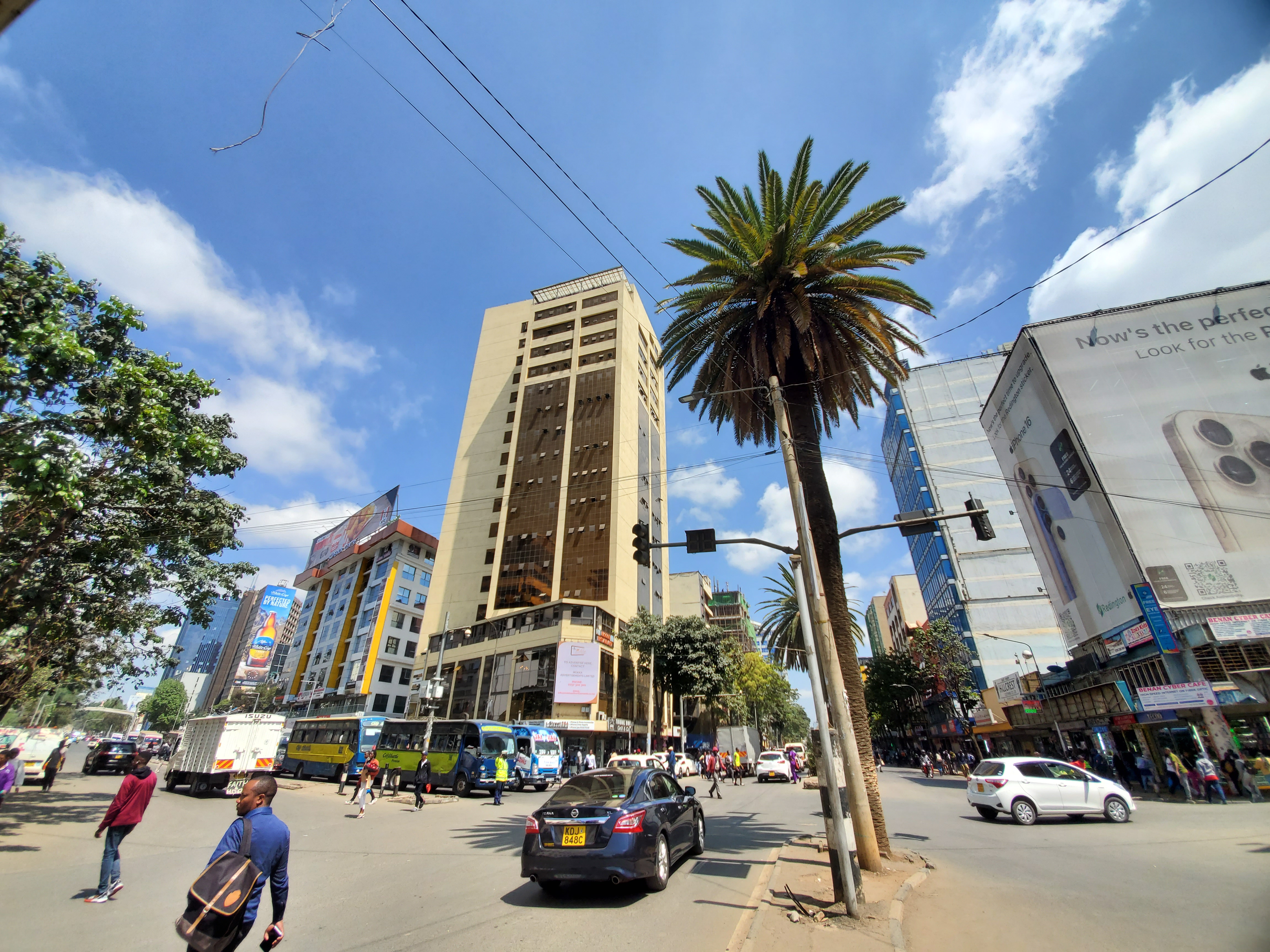 HH Plaza - Image 4
