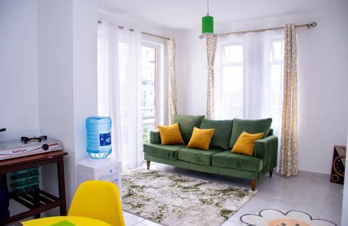 Racecourse Garden Apartments - Image 5