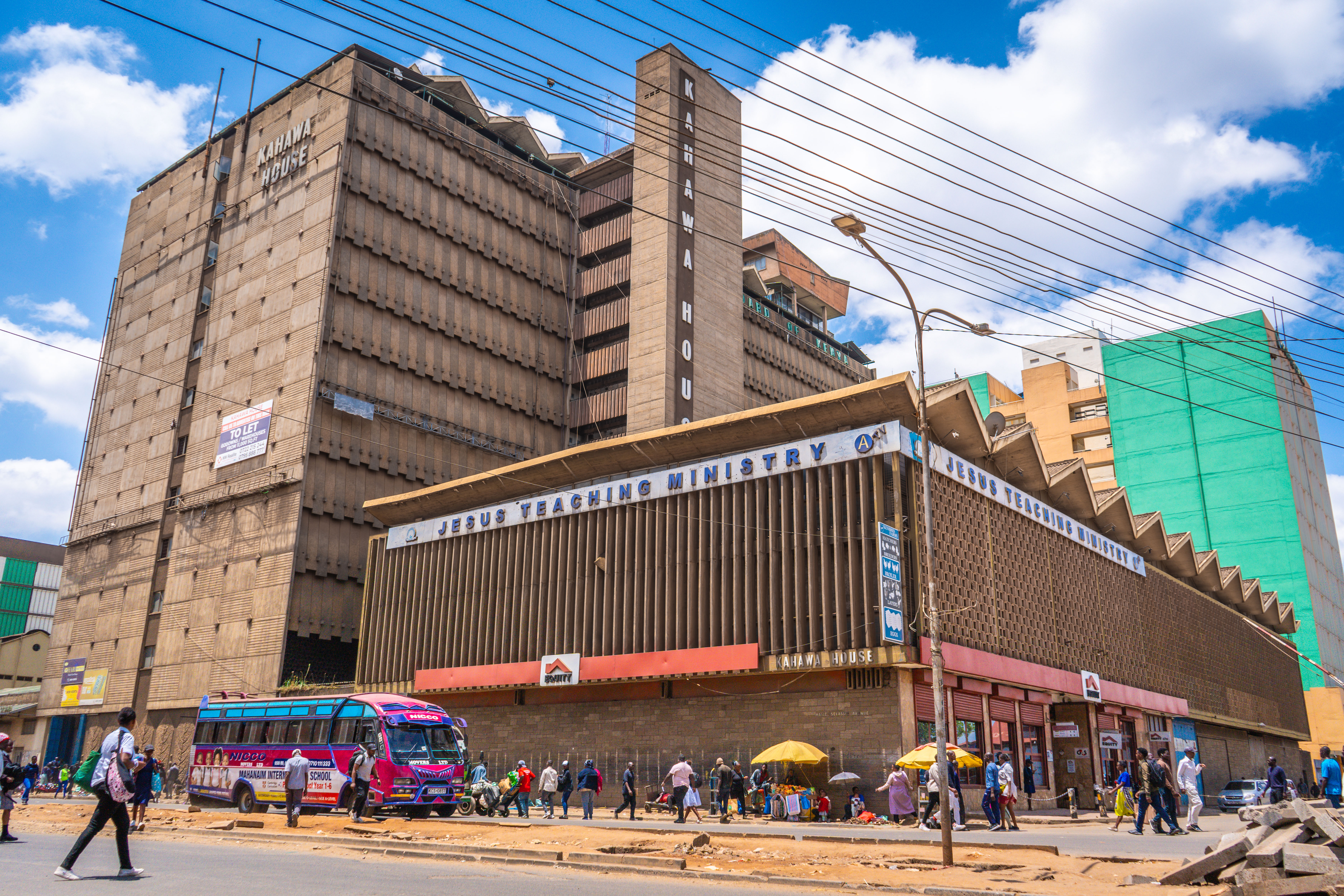 KAHAWA HOUSE - Image 2